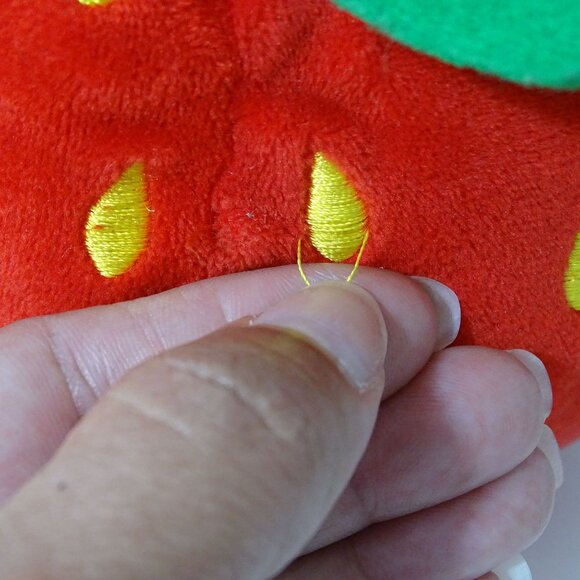 Shopkins Strawberry Kiss Plush Coin Bank Piggy Bank Toy 2013 Red By Moose - Picture 11 of 14